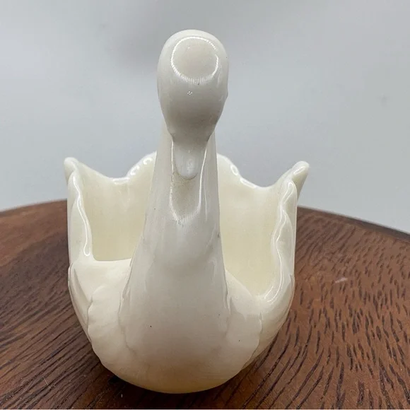 VTG Lenox “To The Bride!” Swan Salt Server/ Small Trinket Holder - Picture 2 of 9